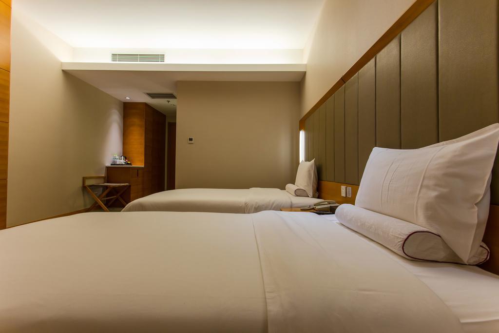 Ji Hotel Wuhan Guanggu Plaza Rum bild
